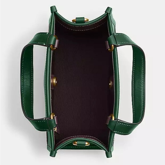 Coach X Disney Dempsey tote 22 with sled motif - Picture 3 of 10